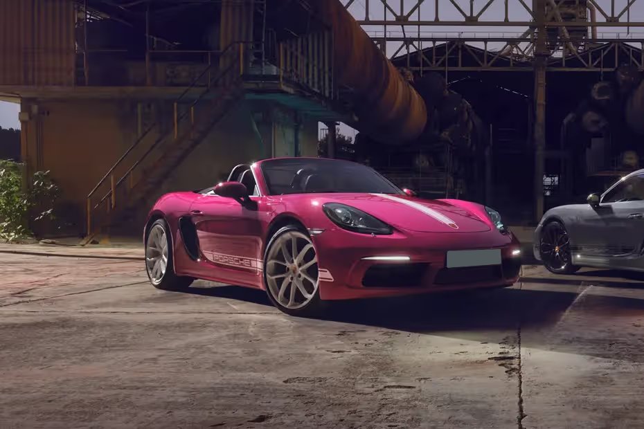 Porsche 718 Front Right Side