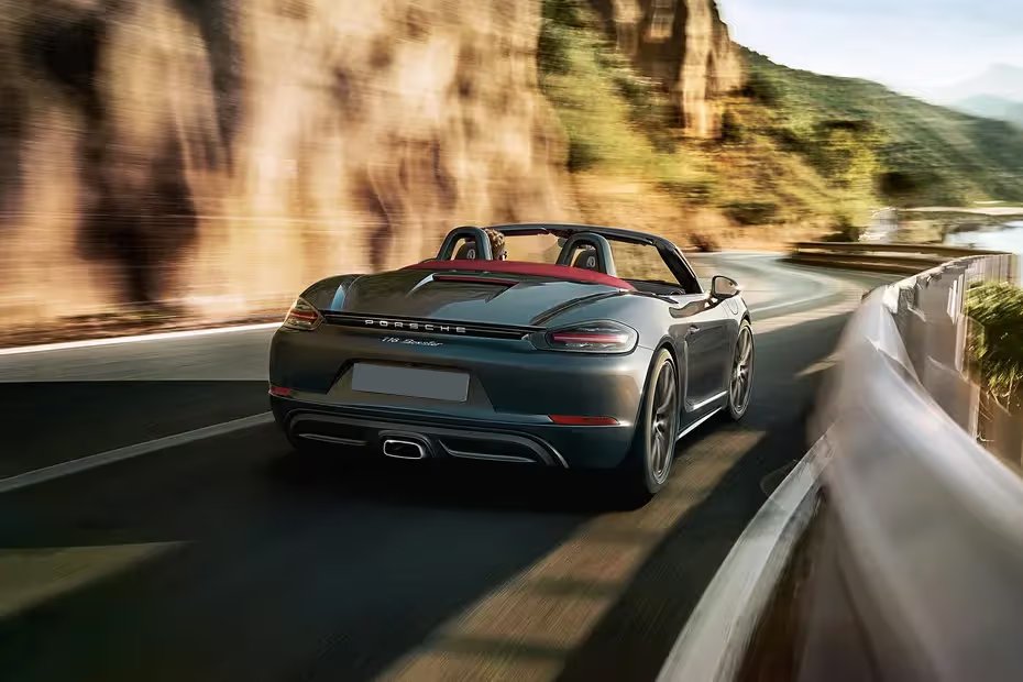 Porsche 718 Rear Right Side