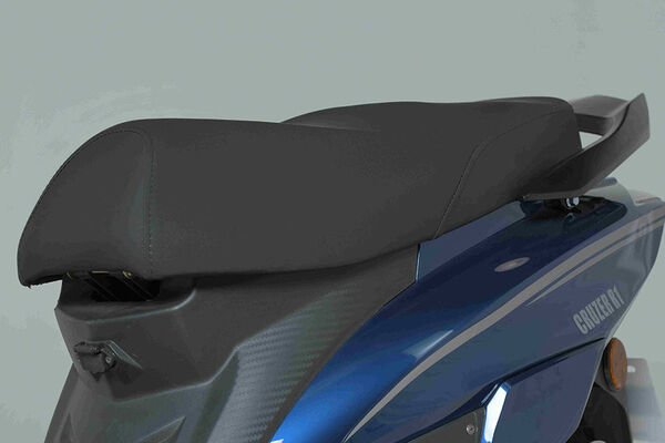 Raftaar Cruzer R1 Seat View