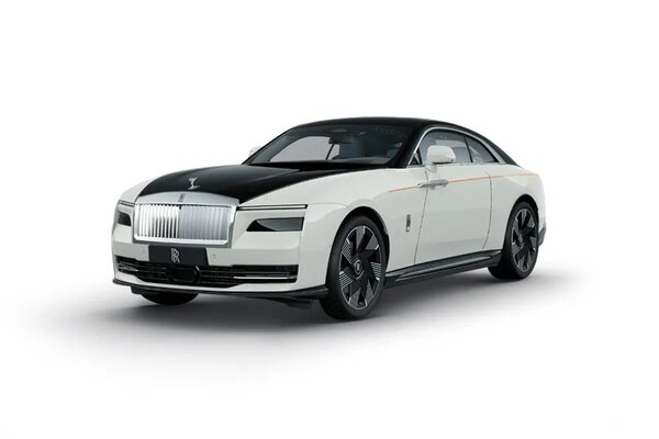 Rolls-Royce Spectre English White