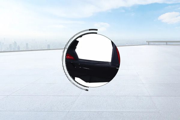 Shema Bold Footspace View