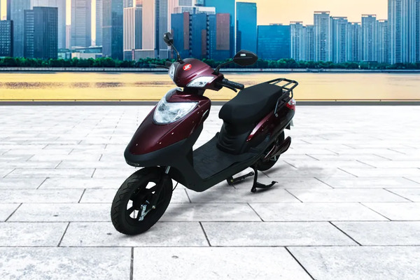 Shema Zoom Front Left View