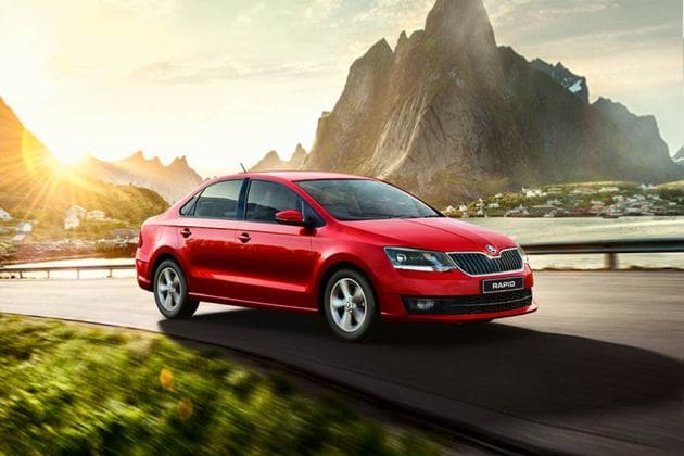 Skoda Rapid TSI Front Right View