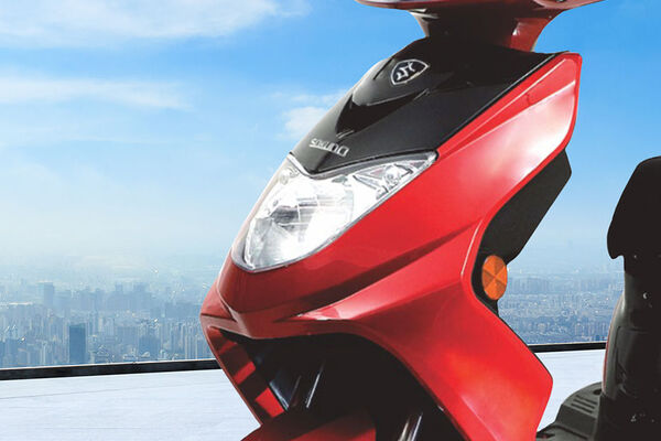Sokudo Dhansu Headlight View