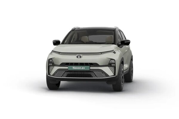 Tata Nexon EV Empowered Oxide Dual Tone