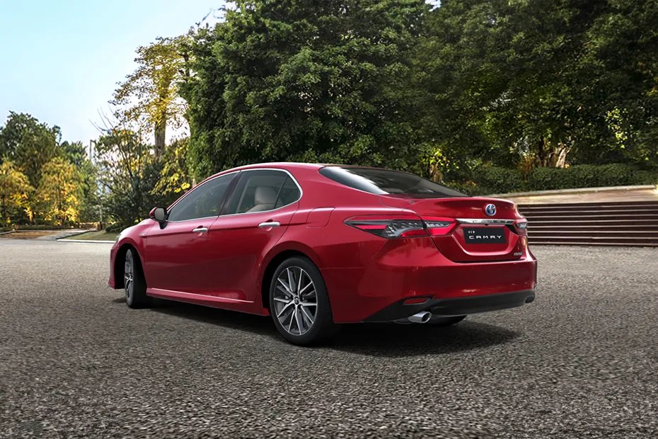 Toyota Camry [2022-2024] Rear Left View