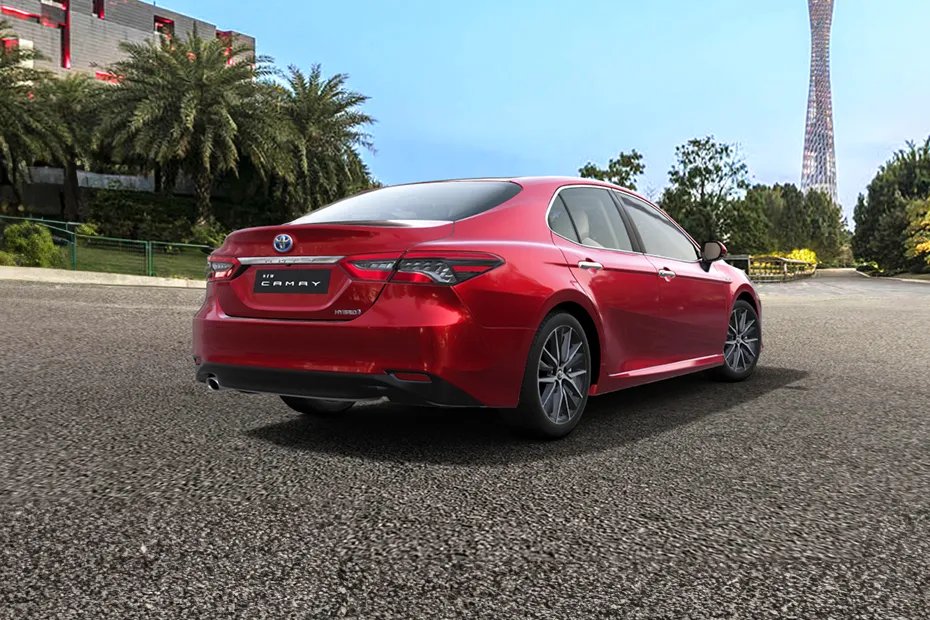 Toyota Camry [2022-2024] Rear Right Side