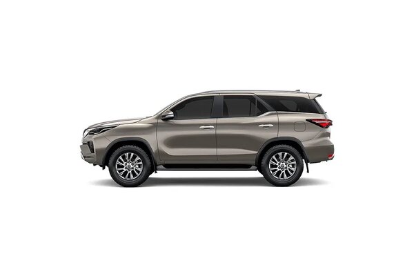 Toyota Fortuner Avant Garde Bronze