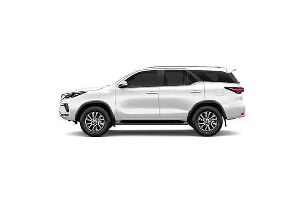 Toyota Fortuner Platinum White Pearl