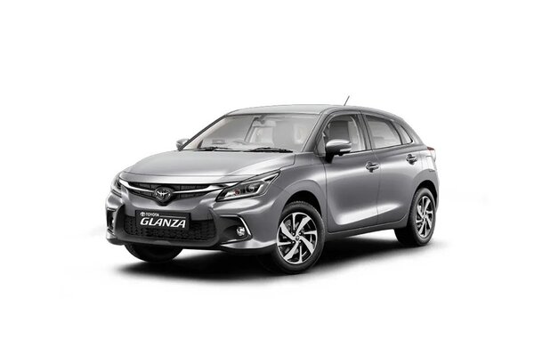 Toyota Glanza Enticing Silver