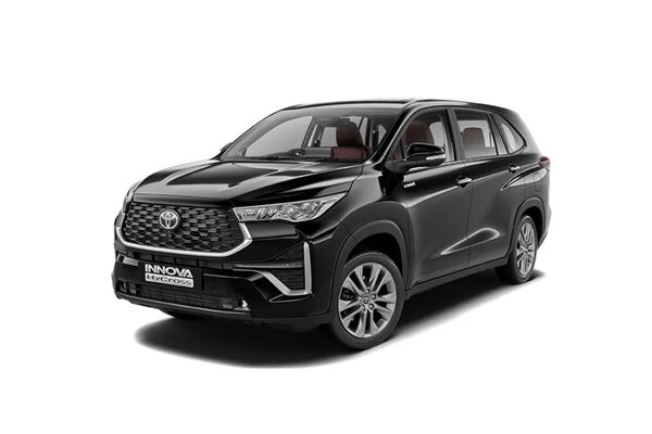 Toyota Innova Hycross Attitude Black Mica
