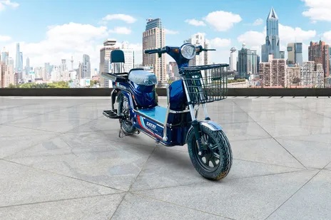 Trinity Motors Saathi Right View