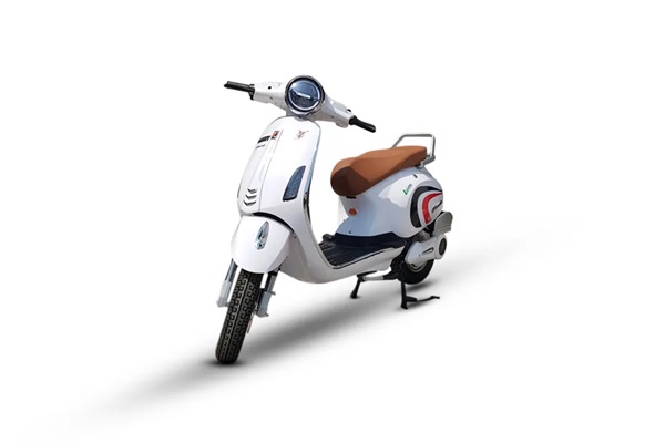 Trinity Motors Yaarii White
