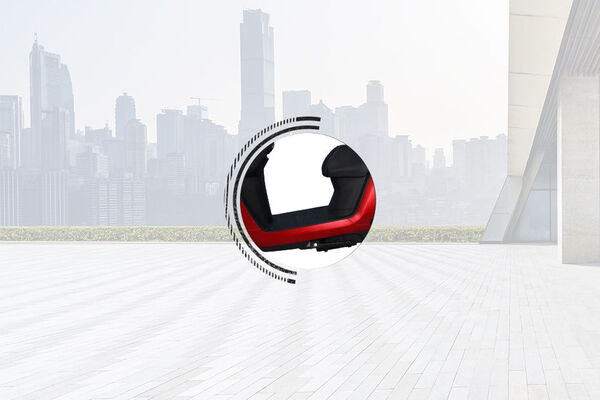 Warivo Motors Queen SX Footspace View