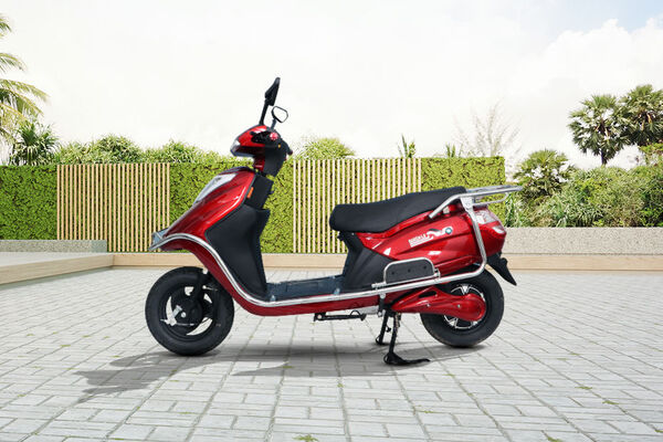 Warivo Motors Queen Left View