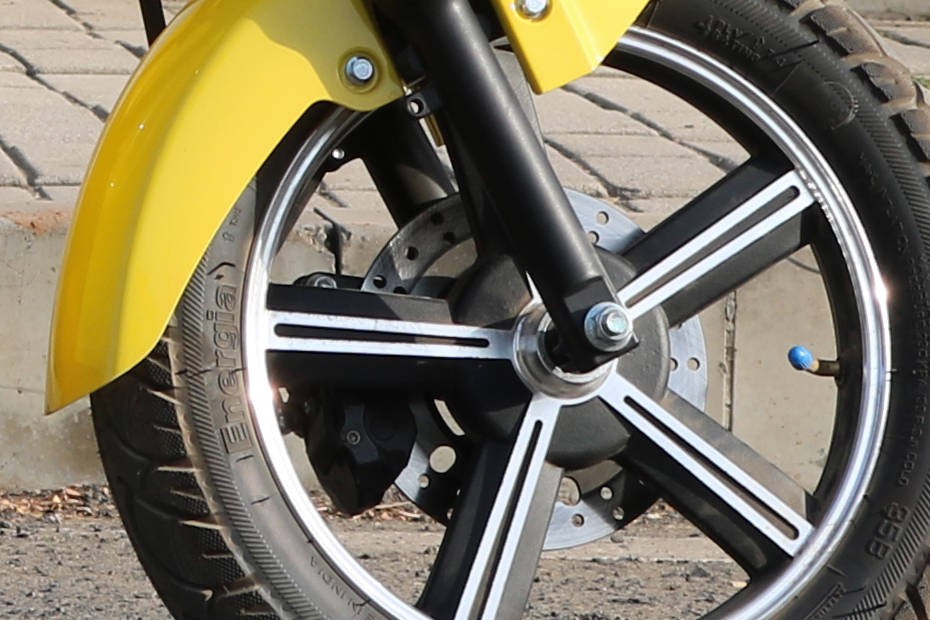 White Carbon Motors O3 Front Break View