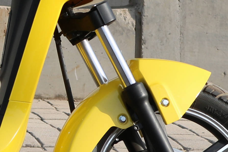 White Carbon Motors O3 Suspension View