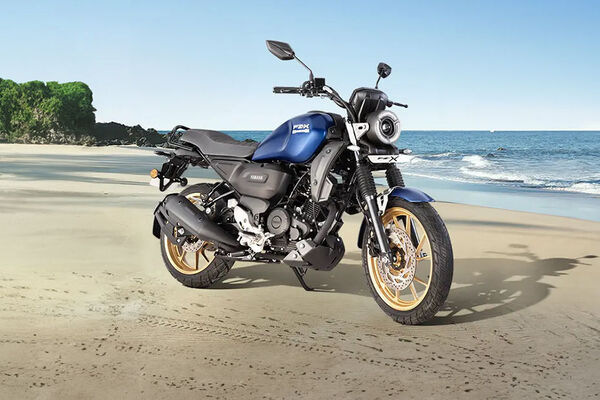 Yamaha FZ-X Front Right View