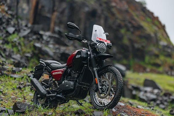 Yezdi Motorcycles Adventure