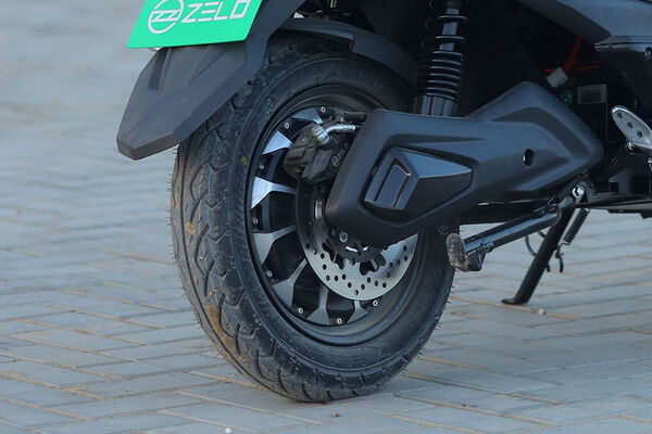 Zelo Zaeden Plus Rear Tyre View