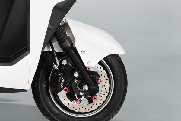 Zelo Zoop Front Tyre View