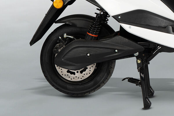 Zelo Zoop Rear Tyre View